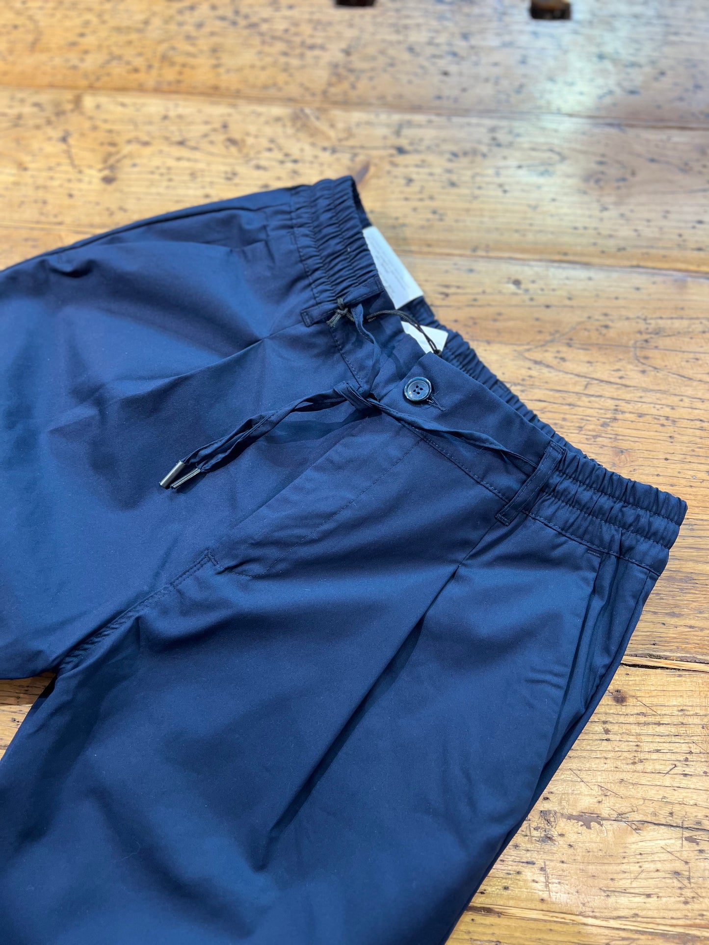 IL PANTALACCIO BLU