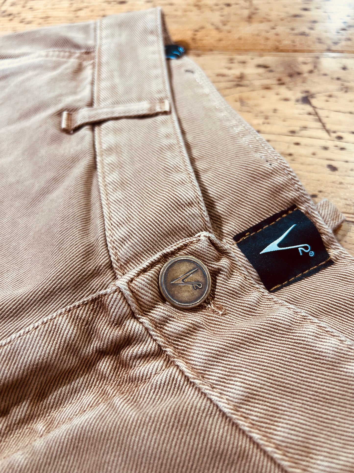 IL BISCOTTONE | Over fit