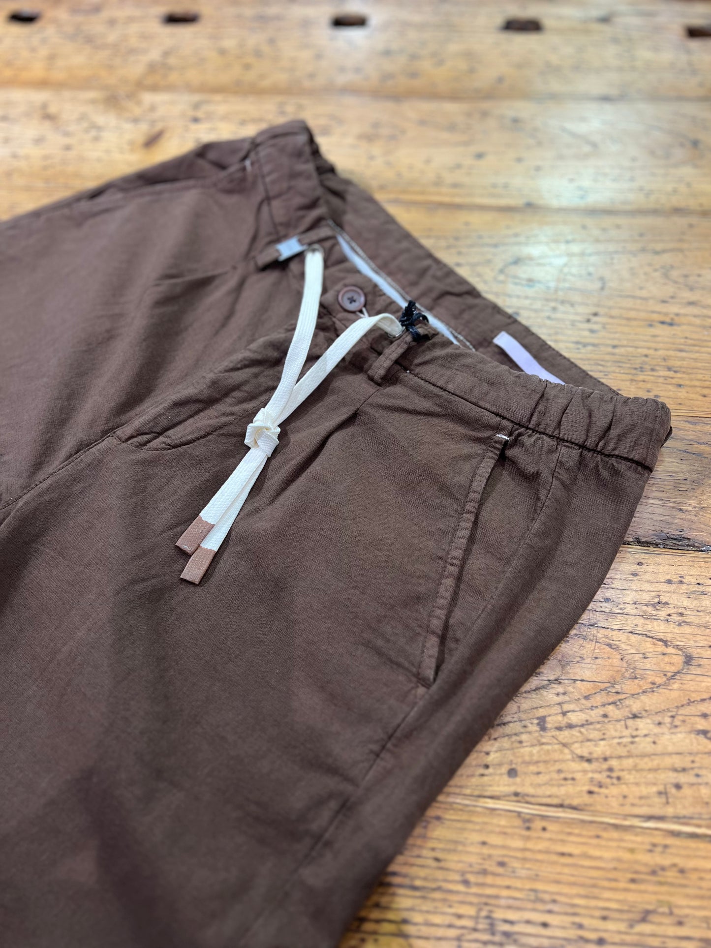 PANTALACCIO LINO MARRONE
