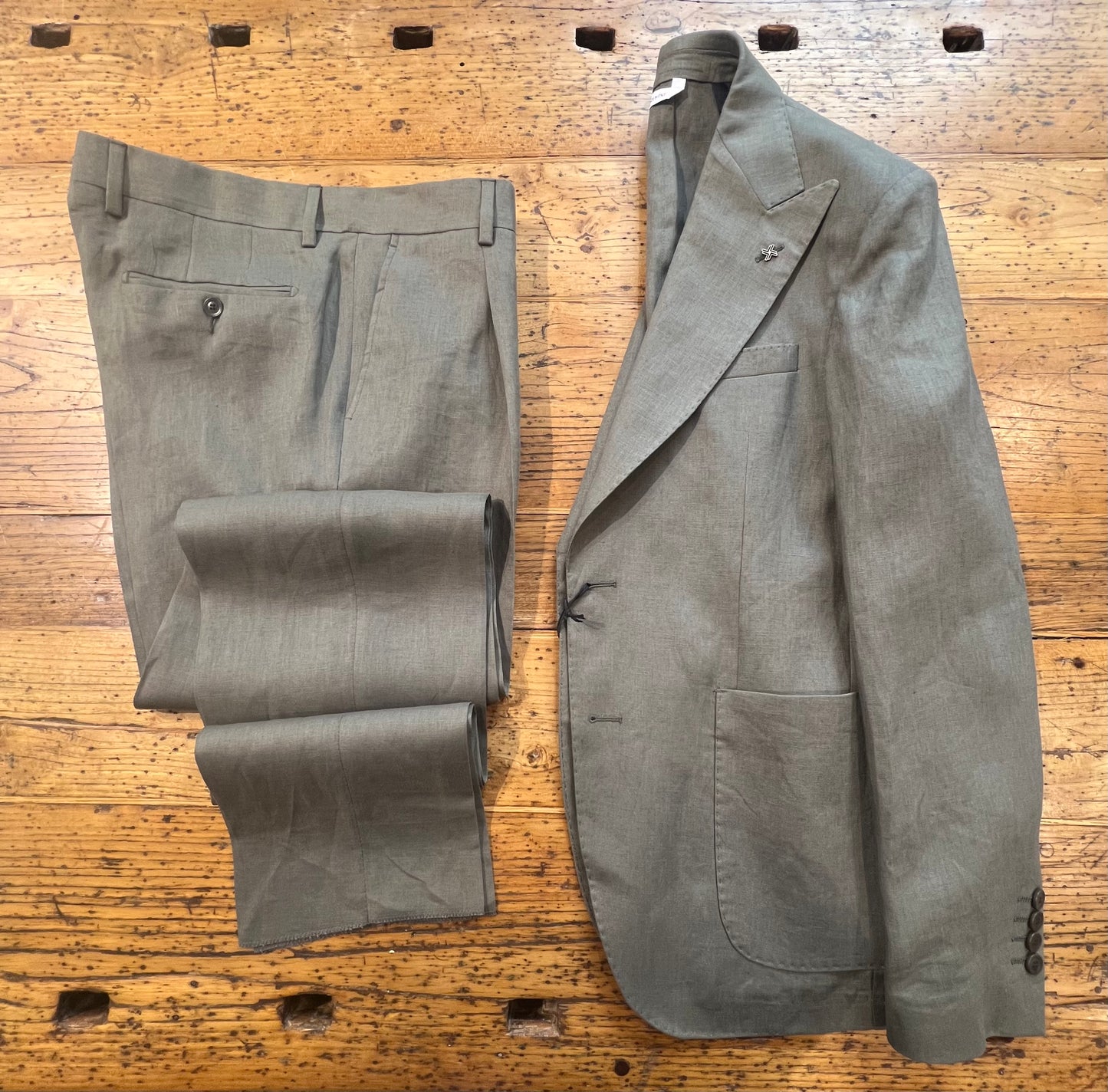 Completo Lino Military Green